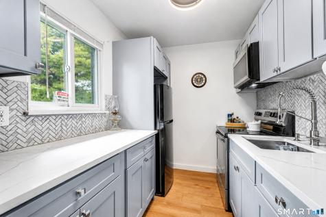 183 Thompson Street East Haven CT 06513
