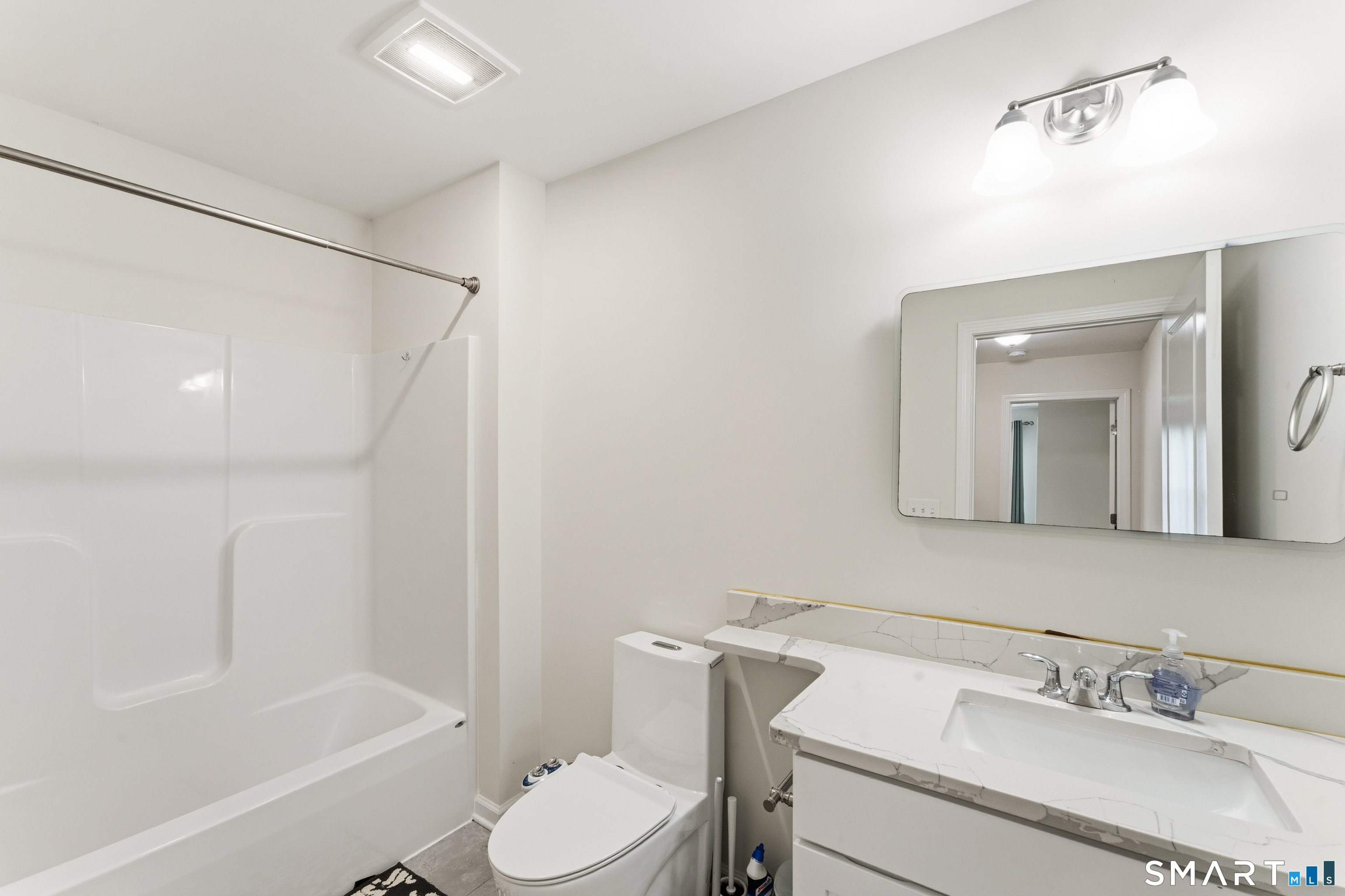 65 South Lakeside Drive Orange CT 06477