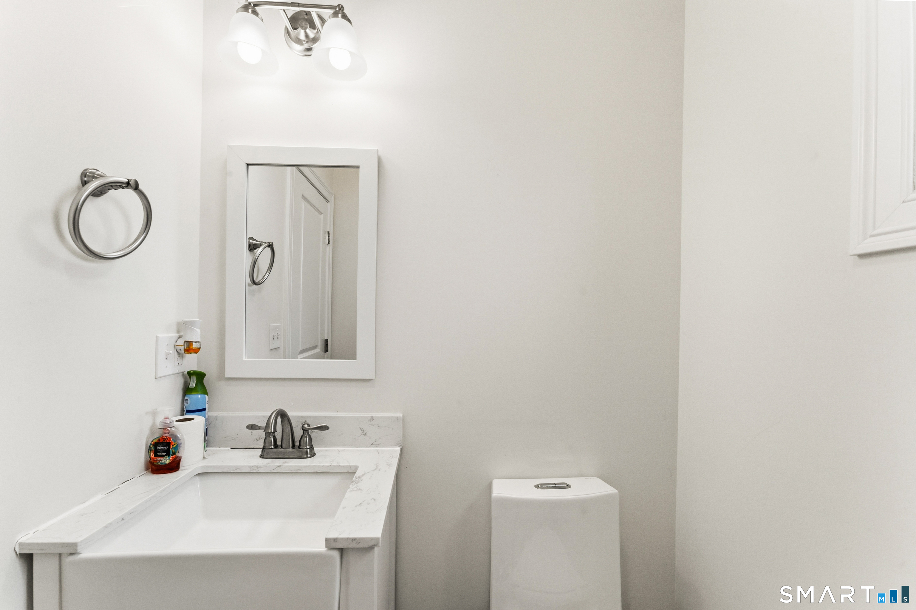 65 South Lakeside Drive Orange CT 06477