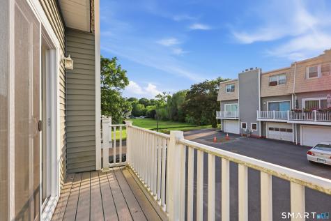 50 Meetinghouse Village Meriden CT 06450