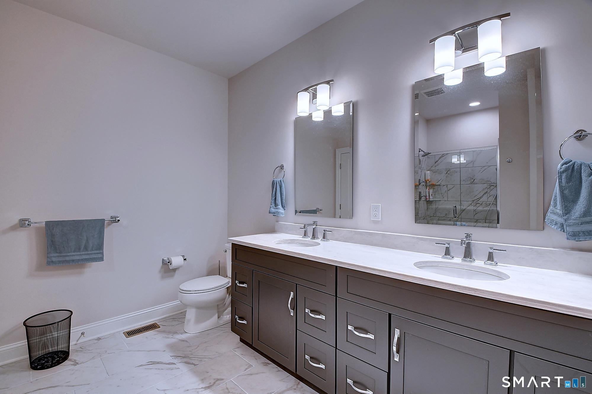 74 Shea Circle Cheshire CT 06410
