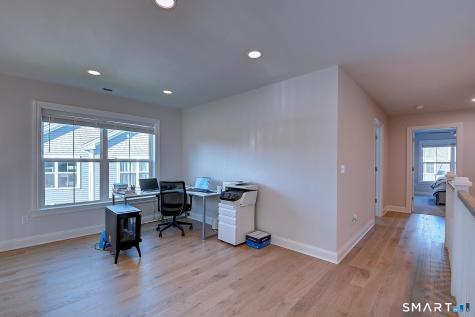 74 Shea Circle Cheshire CT 06410