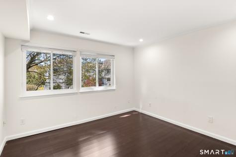 32 Rowayton Woods Drive Norwalk CT 06854
