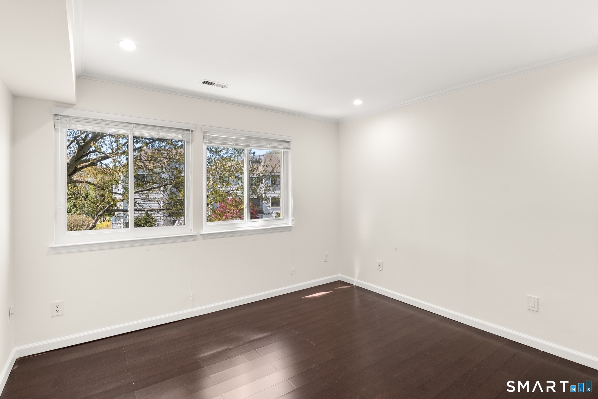 32 Rowayton Woods Drive Norwalk CT 06854
