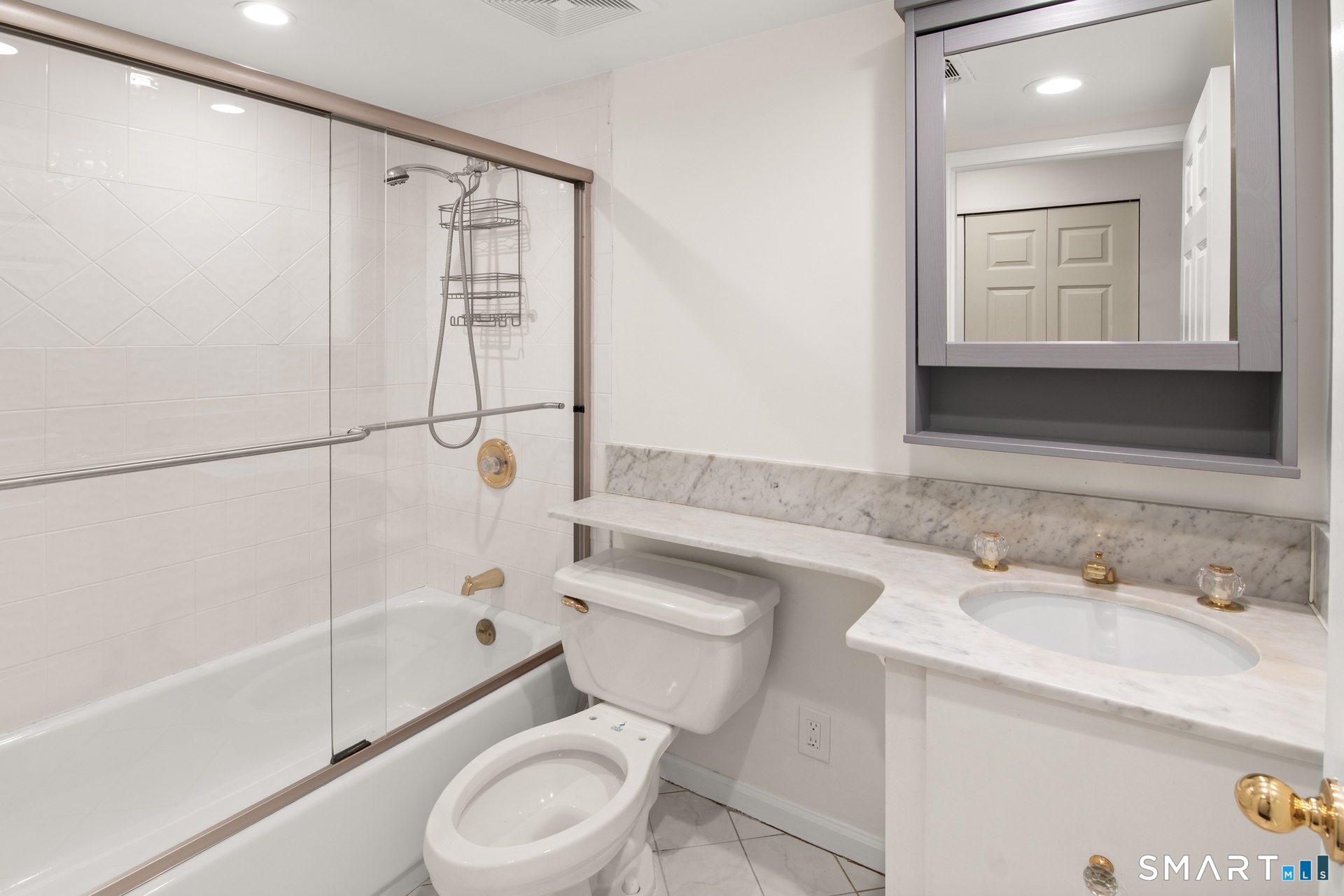 32 Rowayton Woods Drive Norwalk CT 06854