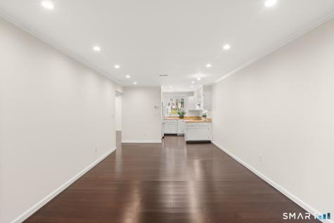 32 Rowayton Woods Drive Norwalk CT 06854