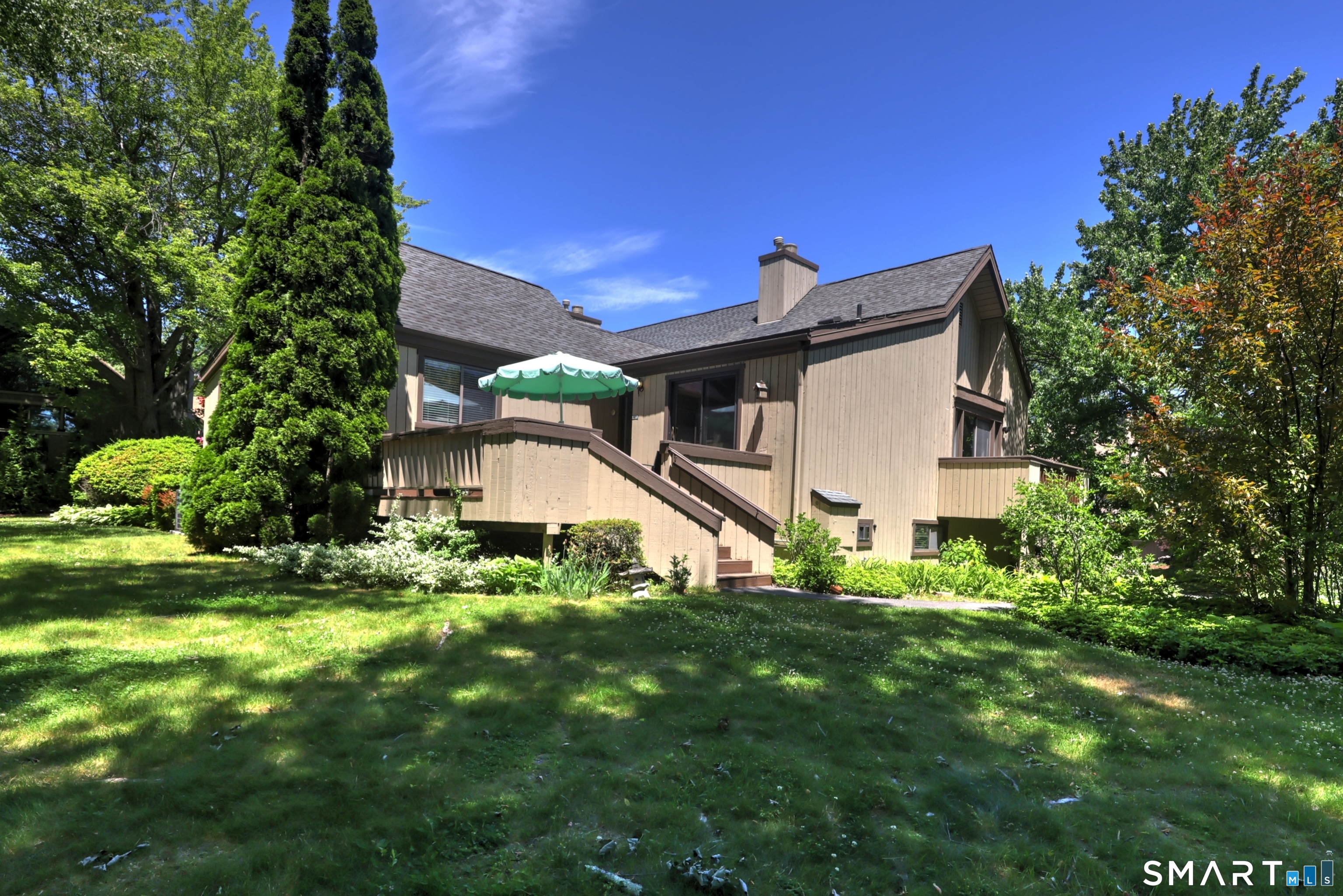 253 Agawam Drive Stratford CT 06614