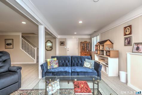 253 Agawam Drive Stratford CT 06614