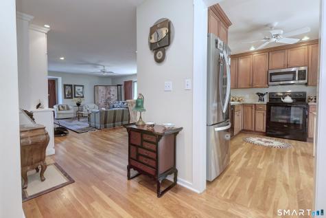 253 Agawam Drive Stratford CT 06614