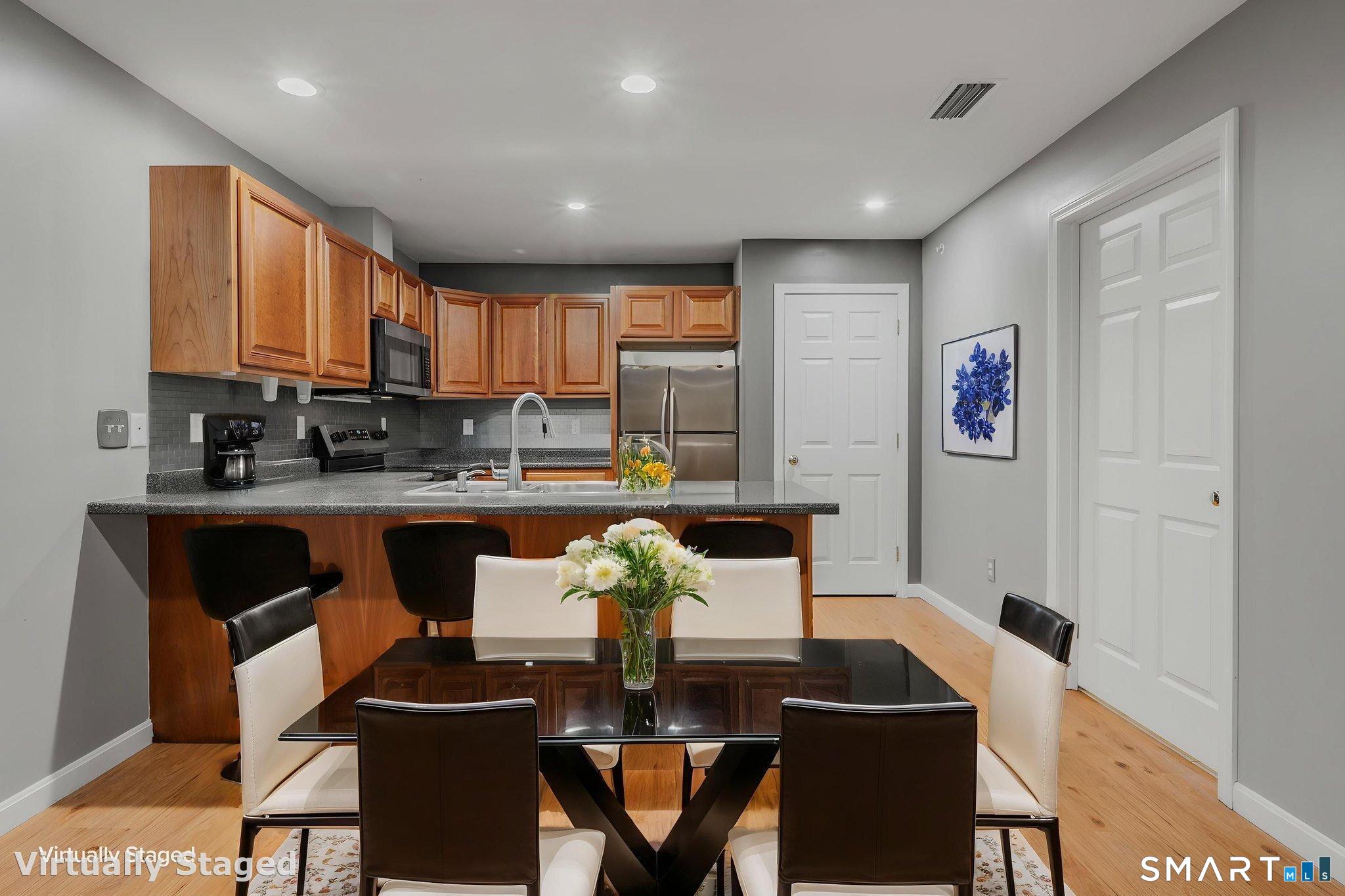 128 Meridian Street Groton CT 06340