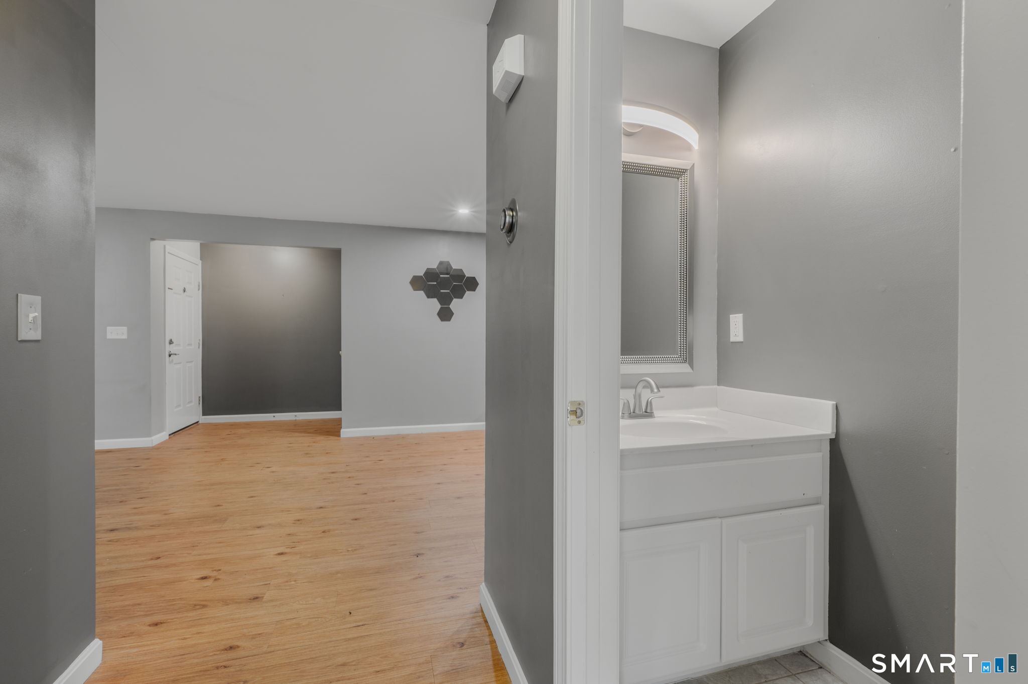 128 Meridian Street Groton CT 06340