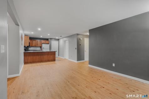 128 Meridian Street Groton CT 06340