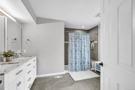 24 Westview Lane Brookfield CT 06804