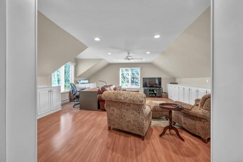 24 Westview Lane Brookfield CT 06804