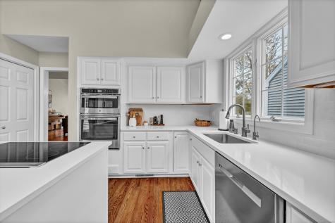 24 Westview Lane Brookfield CT 06804