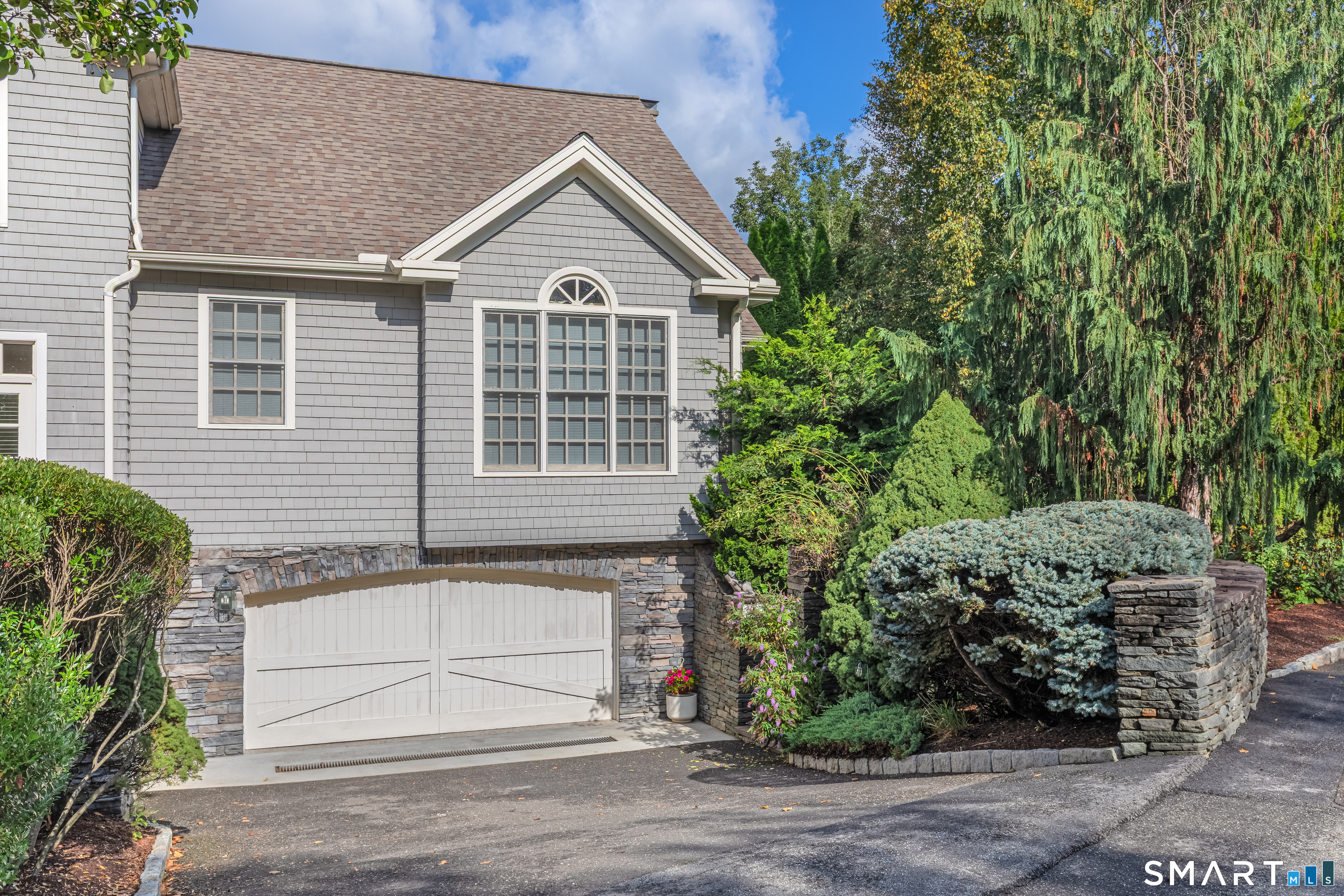 33 Old Field Hill Road Southbury CT 06488