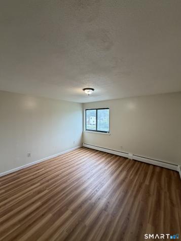 153 Bull Hill Lane West Haven CT 06516