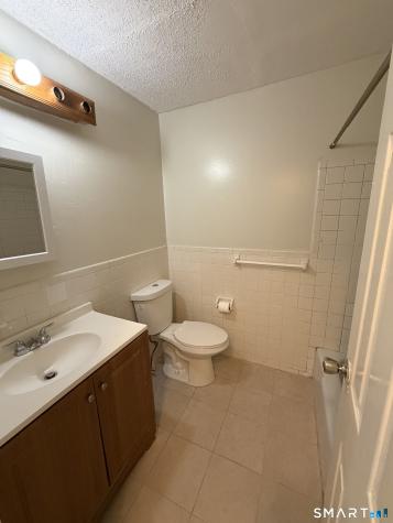 153 Bull Hill Lane West Haven CT 06516