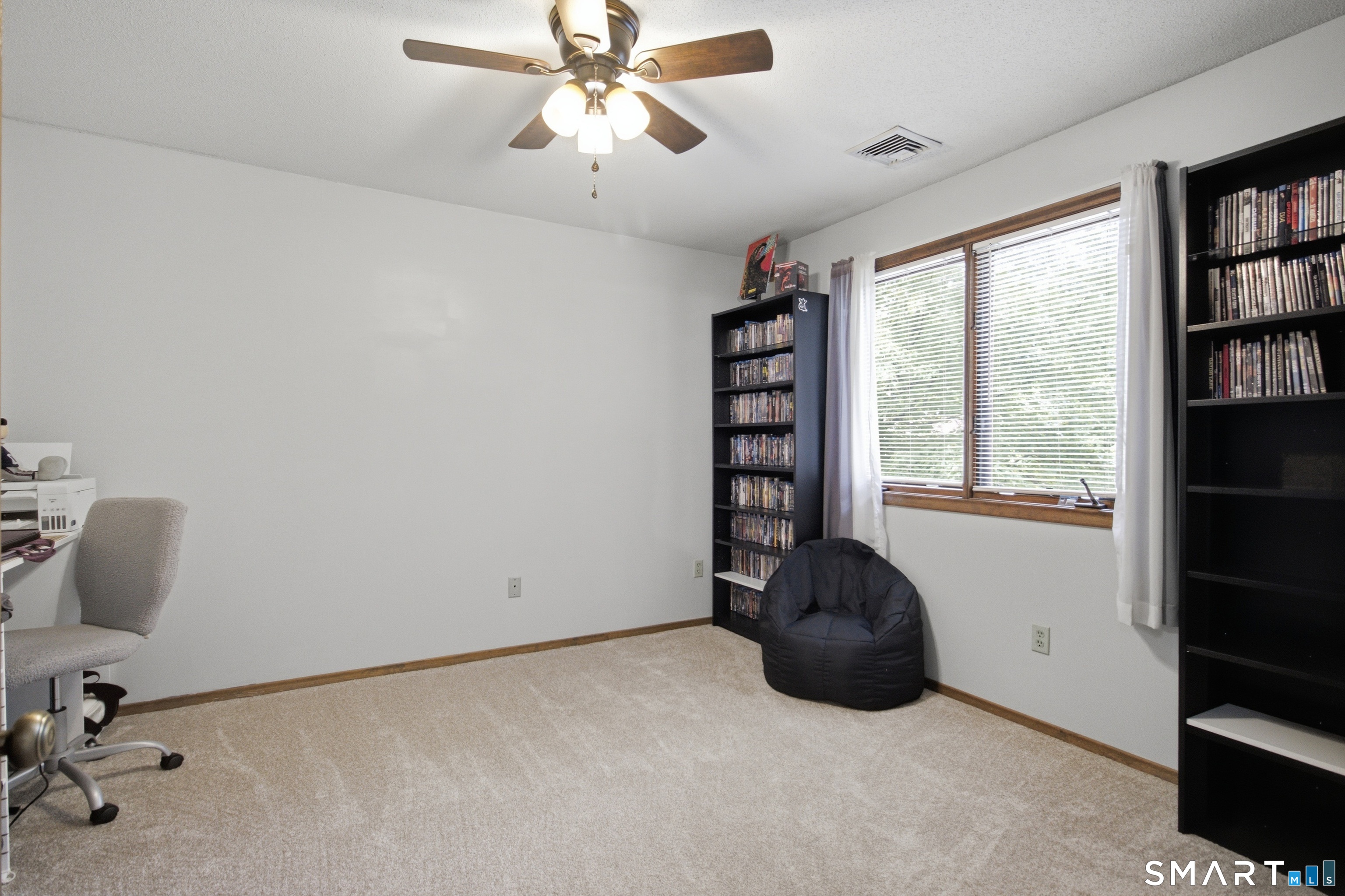 33 Cortland Way Newington CT 06111