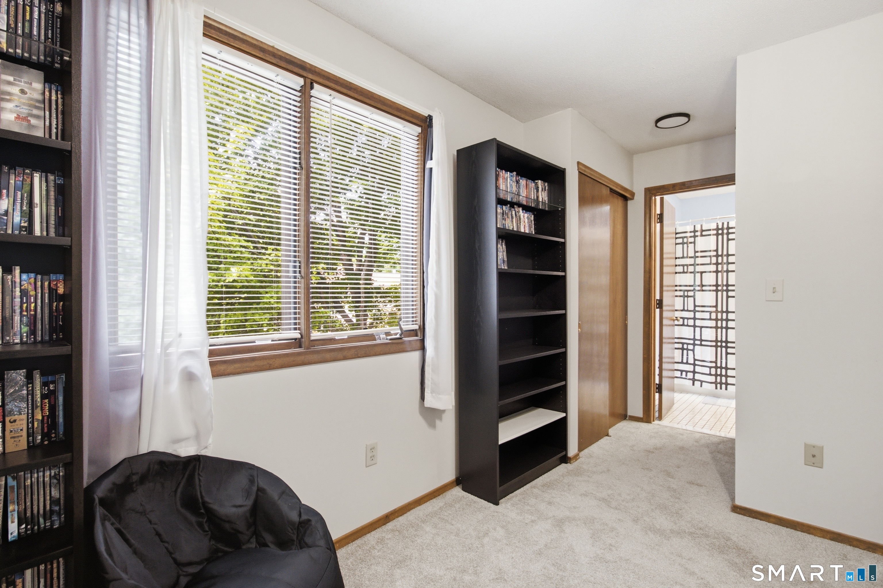 33 Cortland Way Newington CT 06111