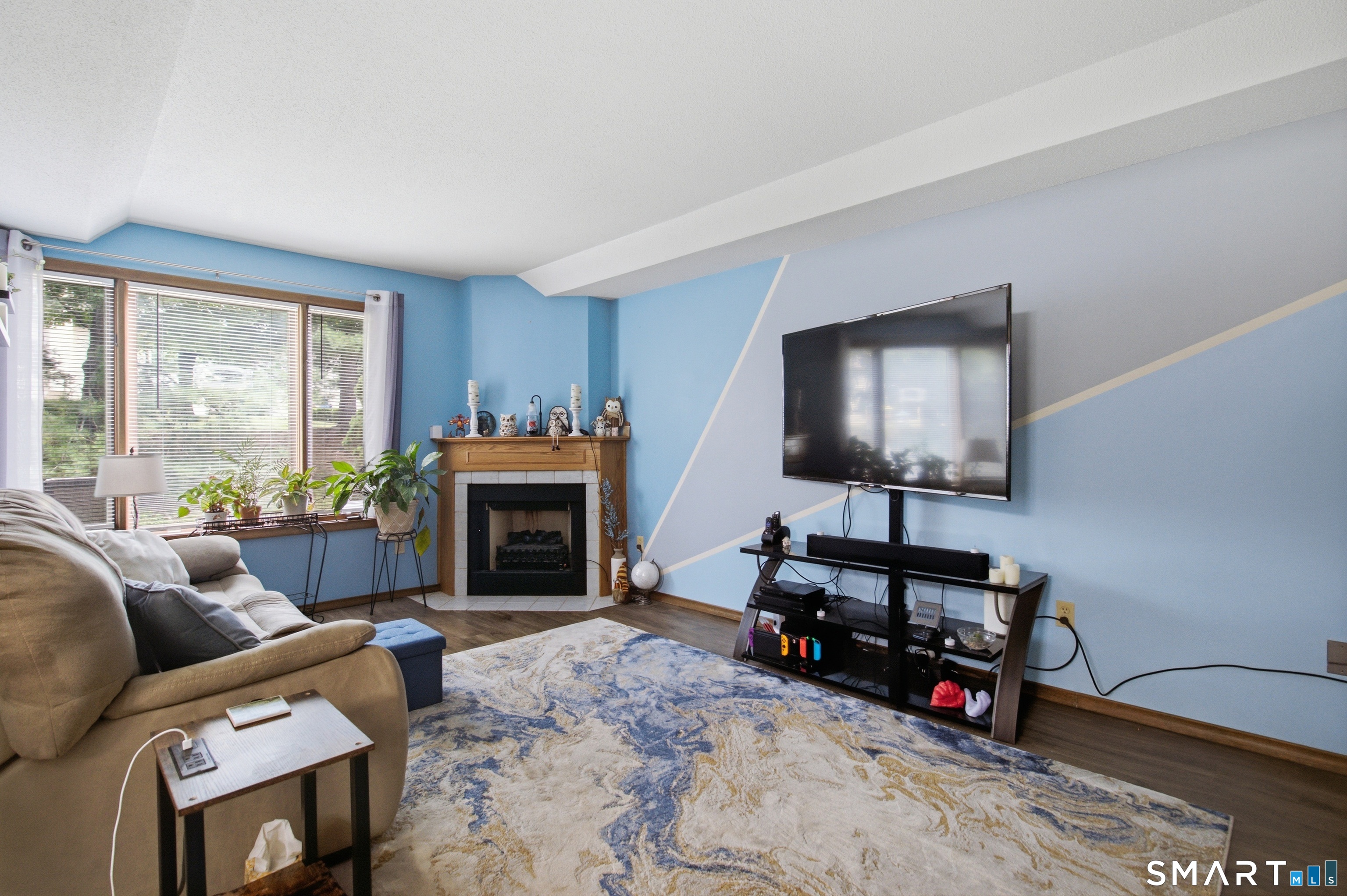 33 Cortland Way Newington CT 06111