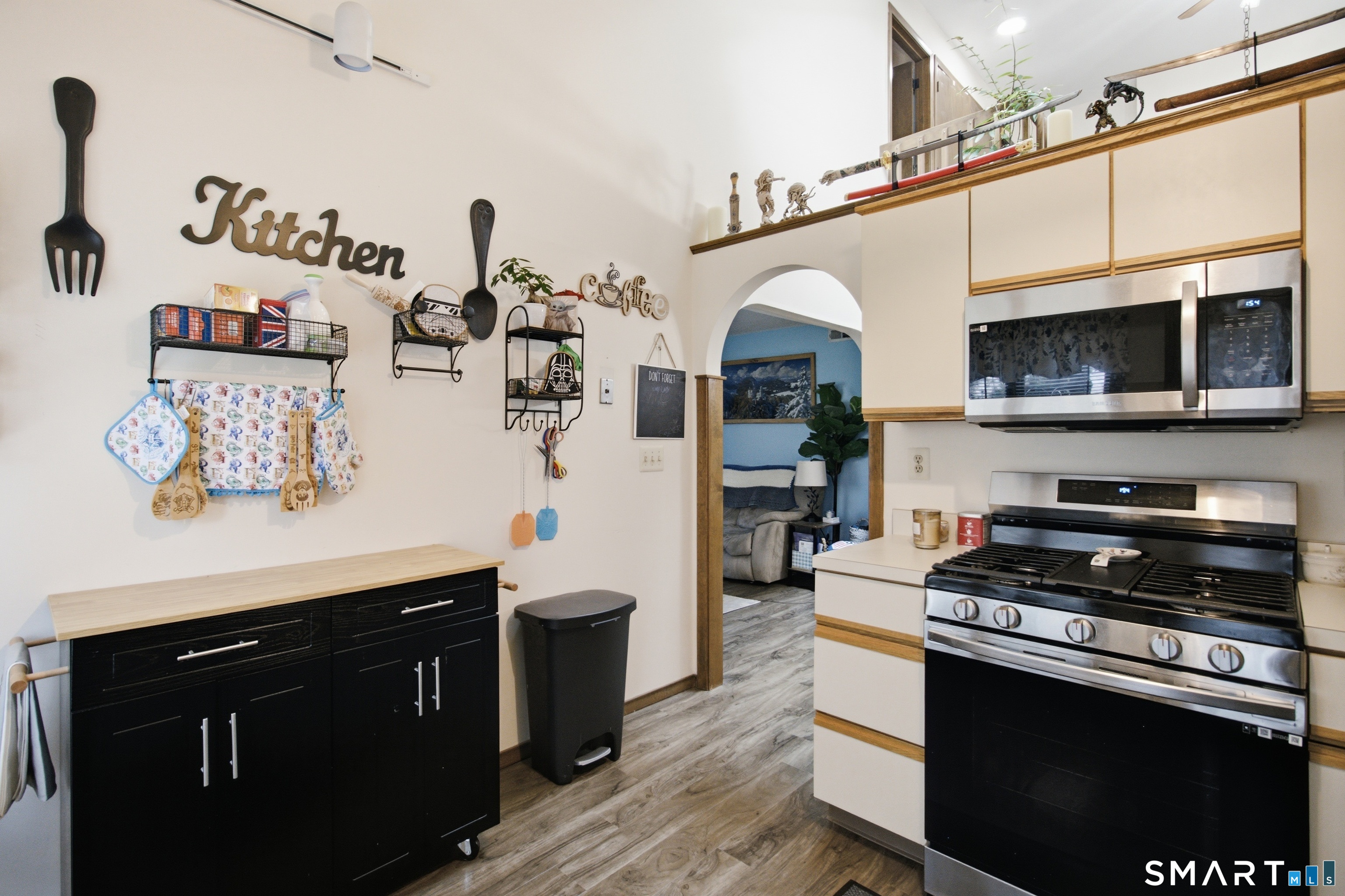 33 Cortland Way Newington CT 06111