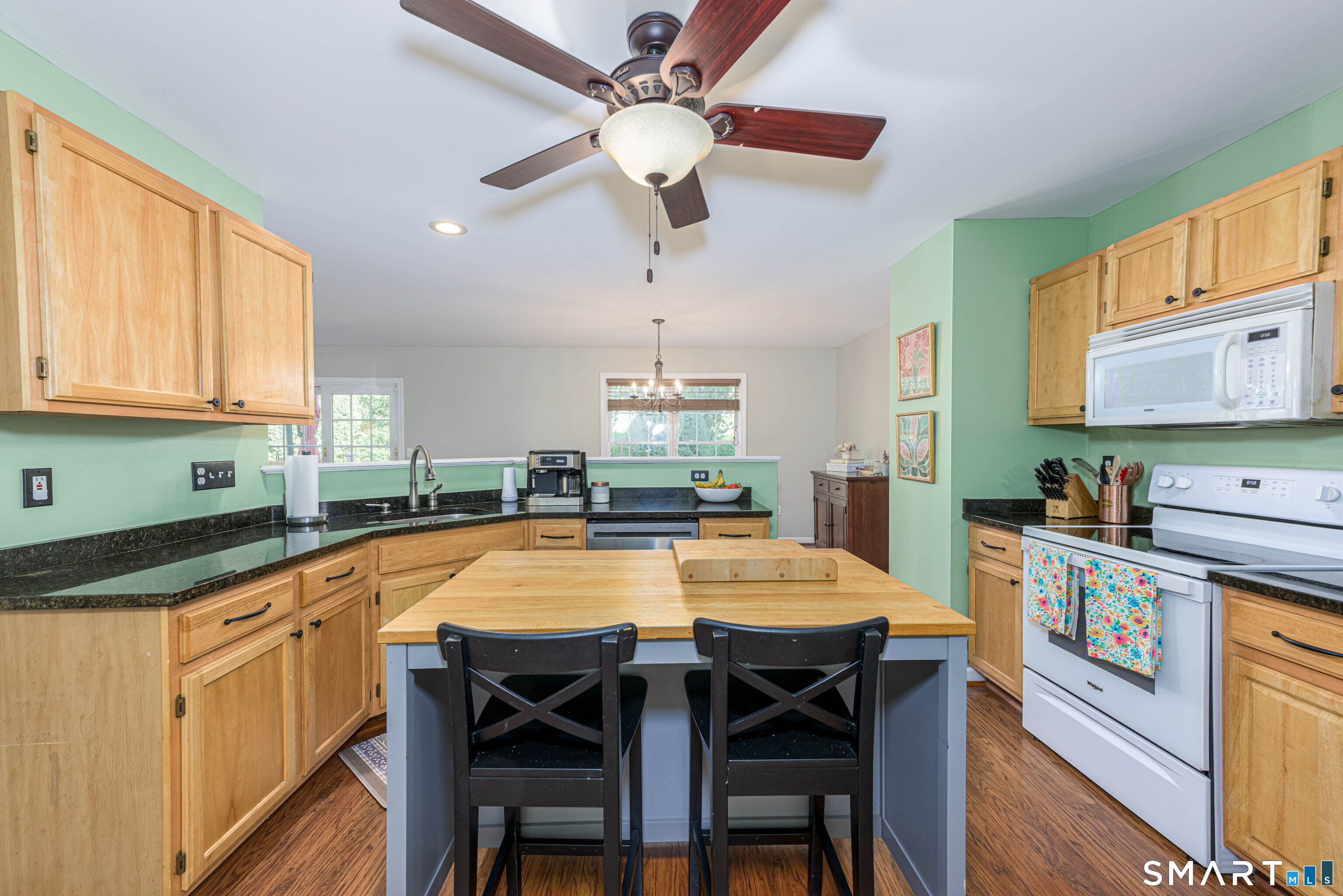 3 Foot Circle Wallingford CT 06492