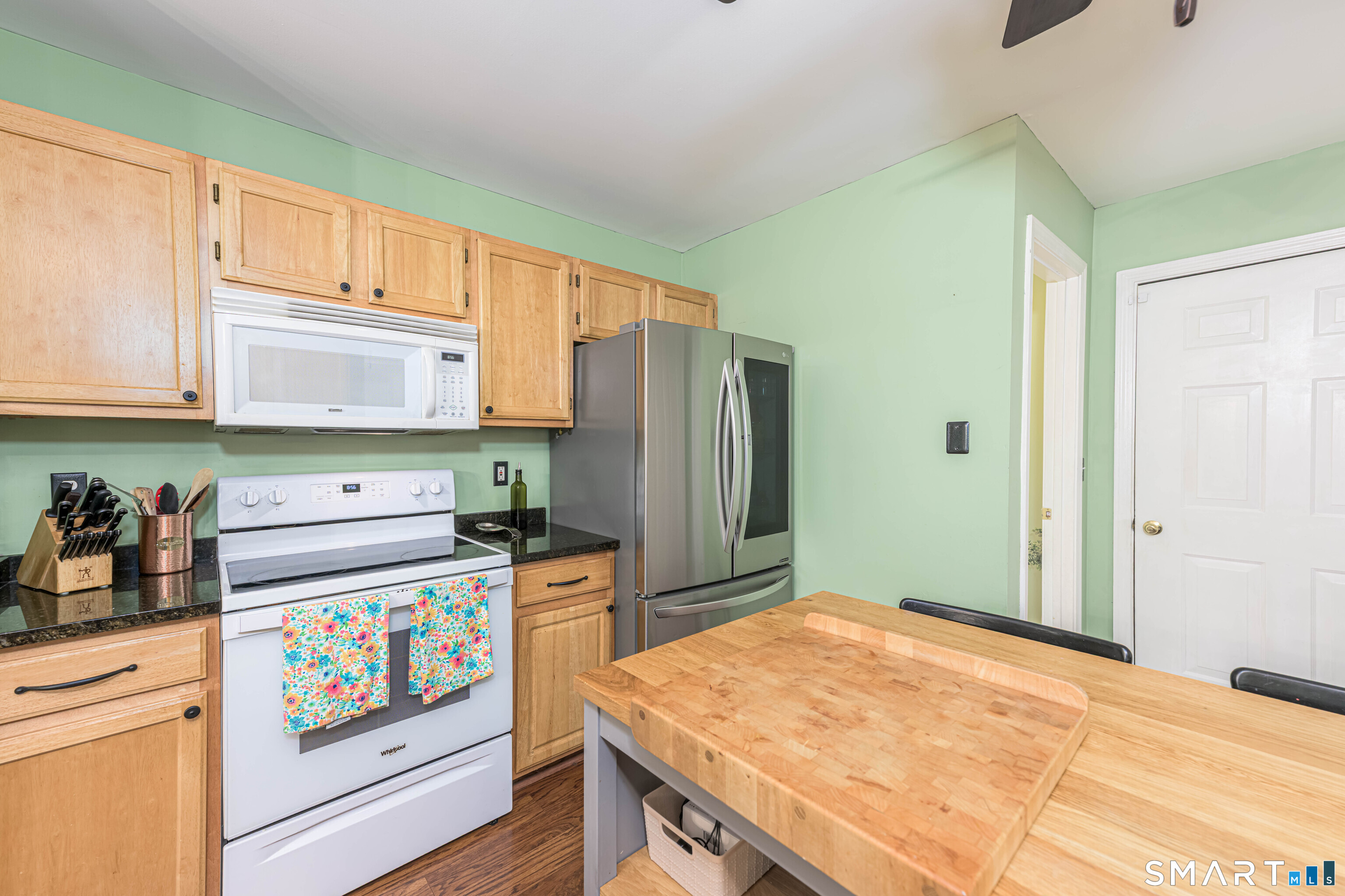 3 Foot Circle Wallingford CT 06492