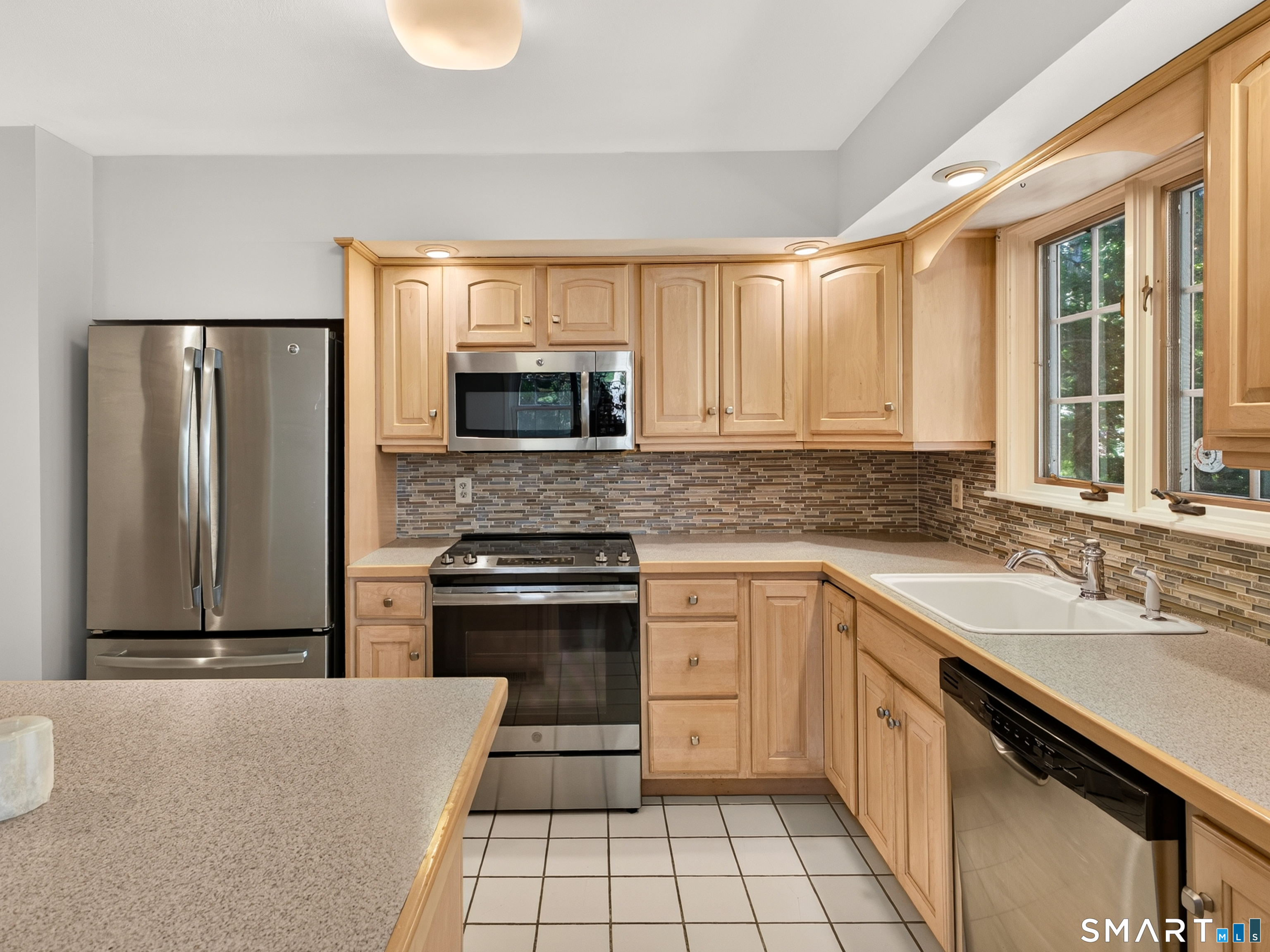 12 Essex Lane Madison CT 06443