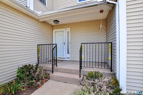 1303 Gray Fox Lane Rocky Hill CT 06067