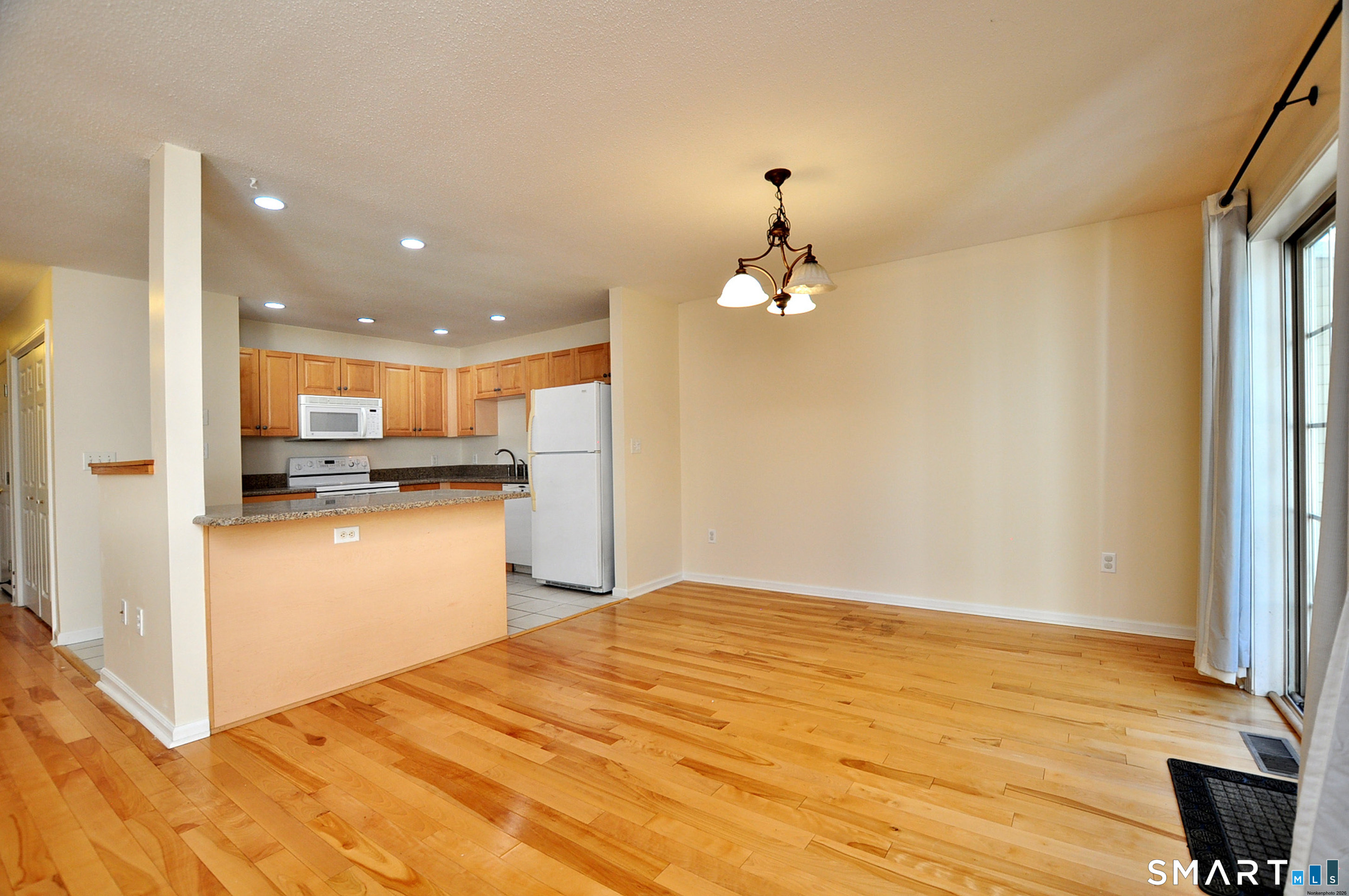 1303 Gray Fox Lane Rocky Hill CT 06067