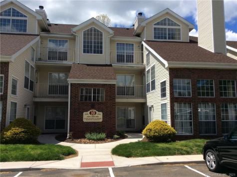 222 Carriage Crossing Lane Middletown CT 06457