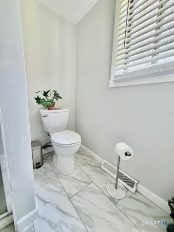377 Piute Lane Stratford CT 06614