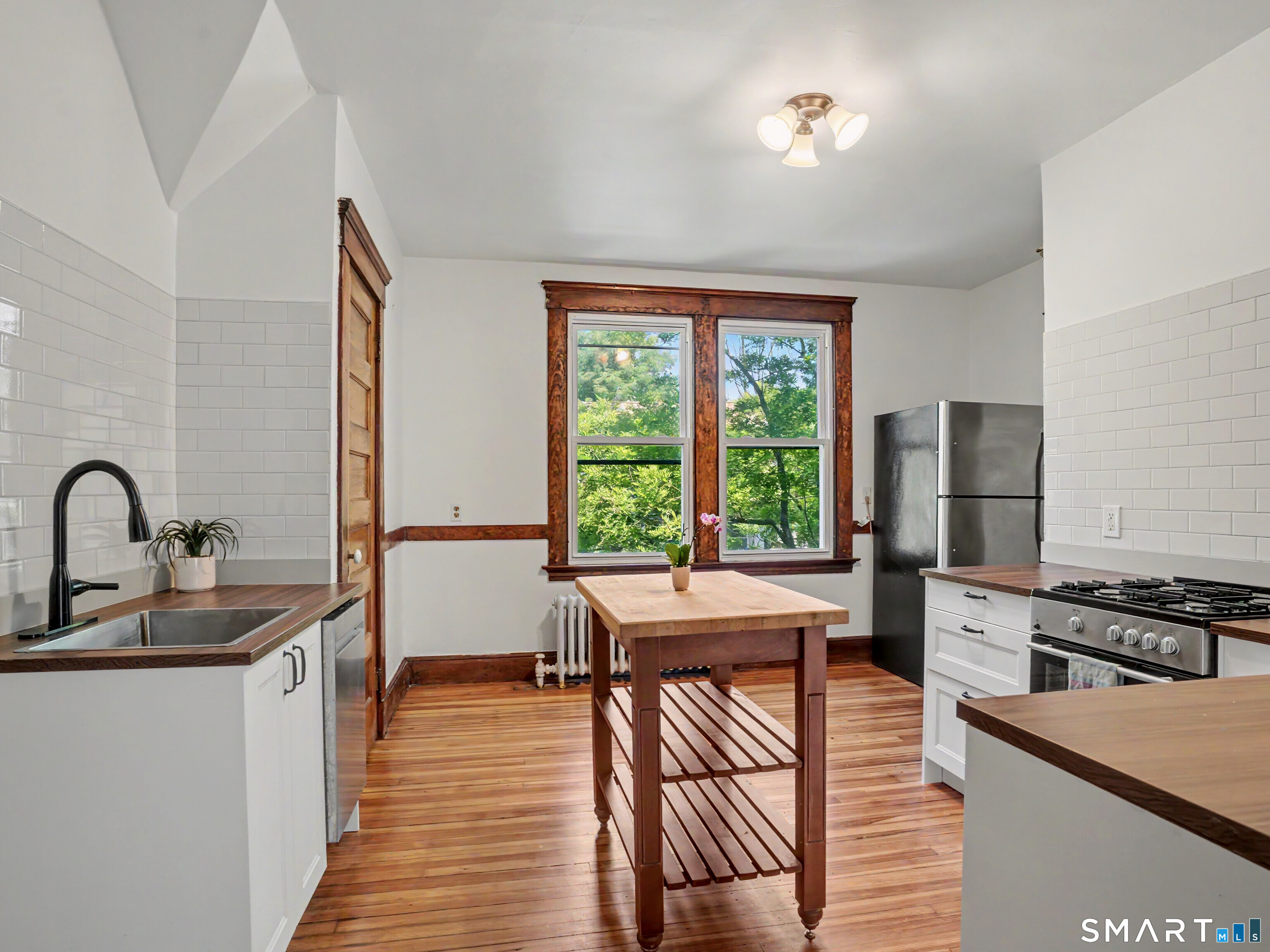 146 Mansfield Street New Haven CT 06511
