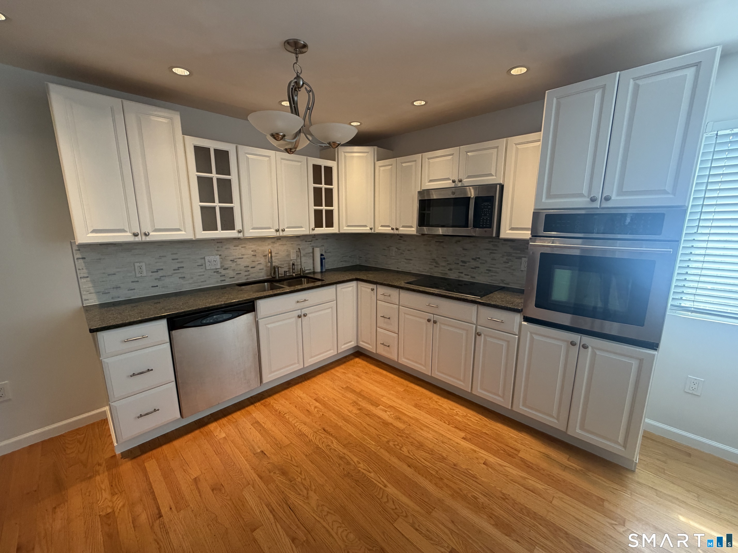 463 Cove Road Stamford CT 06902