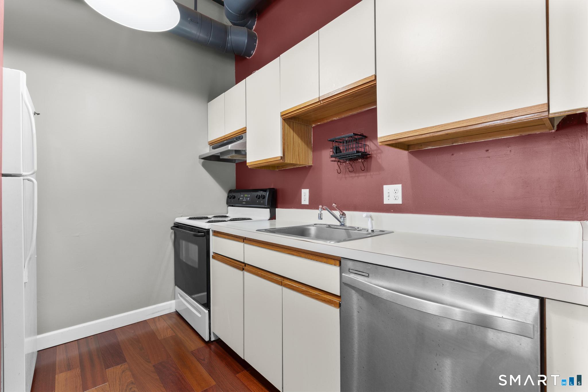 92 Main Street Deep River CT 06417