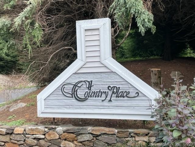 54 Country Place Shelton CT 06484