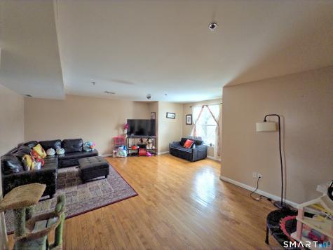 23 Scuppo Road Danbury CT 06811