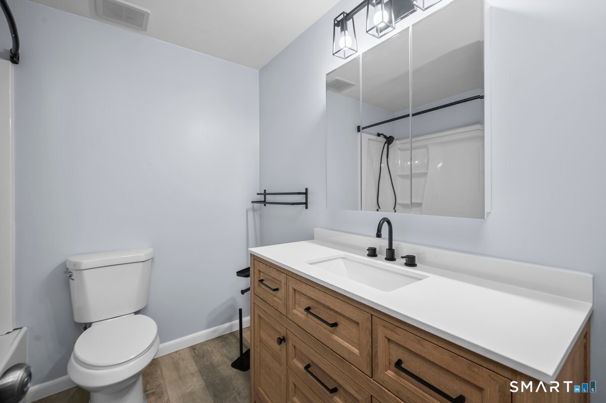 183 Williamstown Court Newington CT 06111