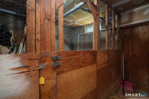183 Williamstown Court Newington CT 06111