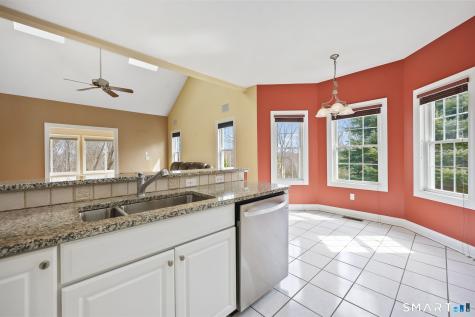 521 Heatherwood Court Oxford CT 06478