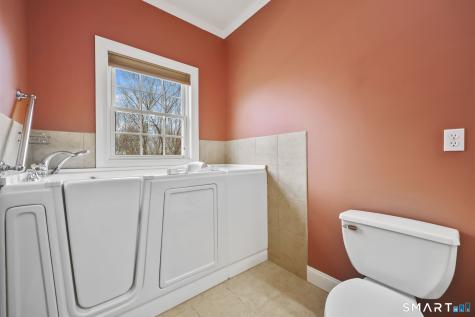 521 Heatherwood Court Oxford CT 06478