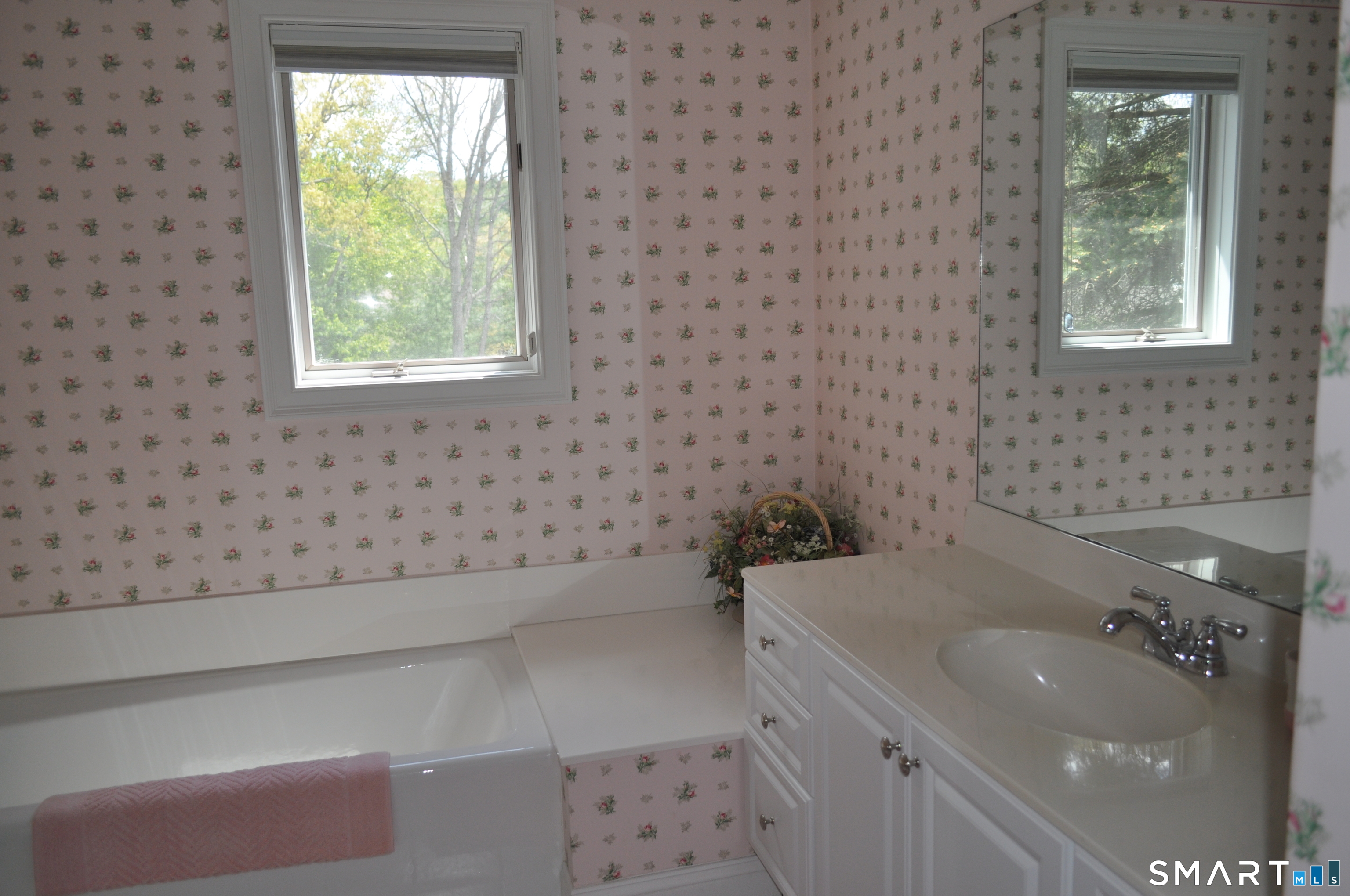 9 Centerbrook Court Avon CT 06001