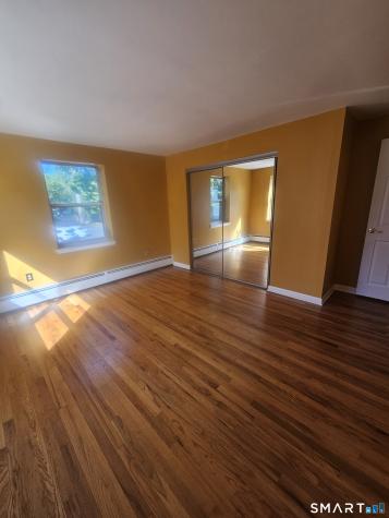 106 Oakwood Avenue West Hartford CT 06119
