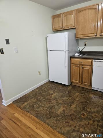 106 Oakwood Avenue West Hartford CT 06119