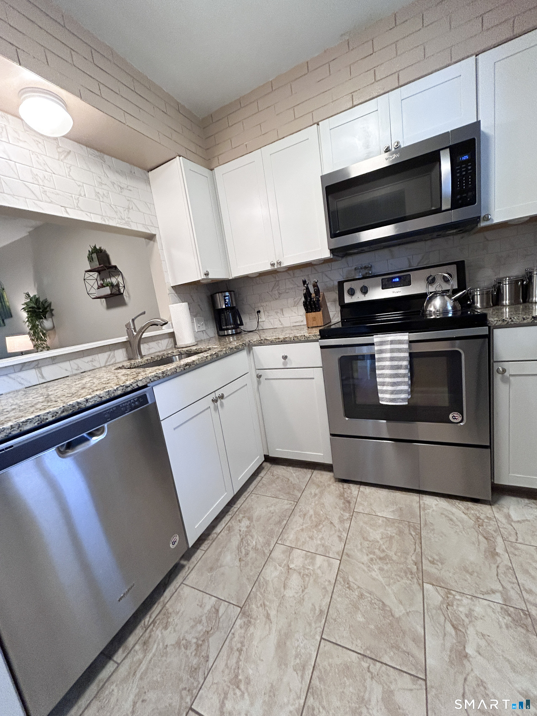 412 Main Street Plymouth CT 06786