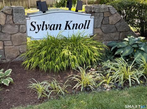 212 Sylvan Knoll Road Stamford CT 06902