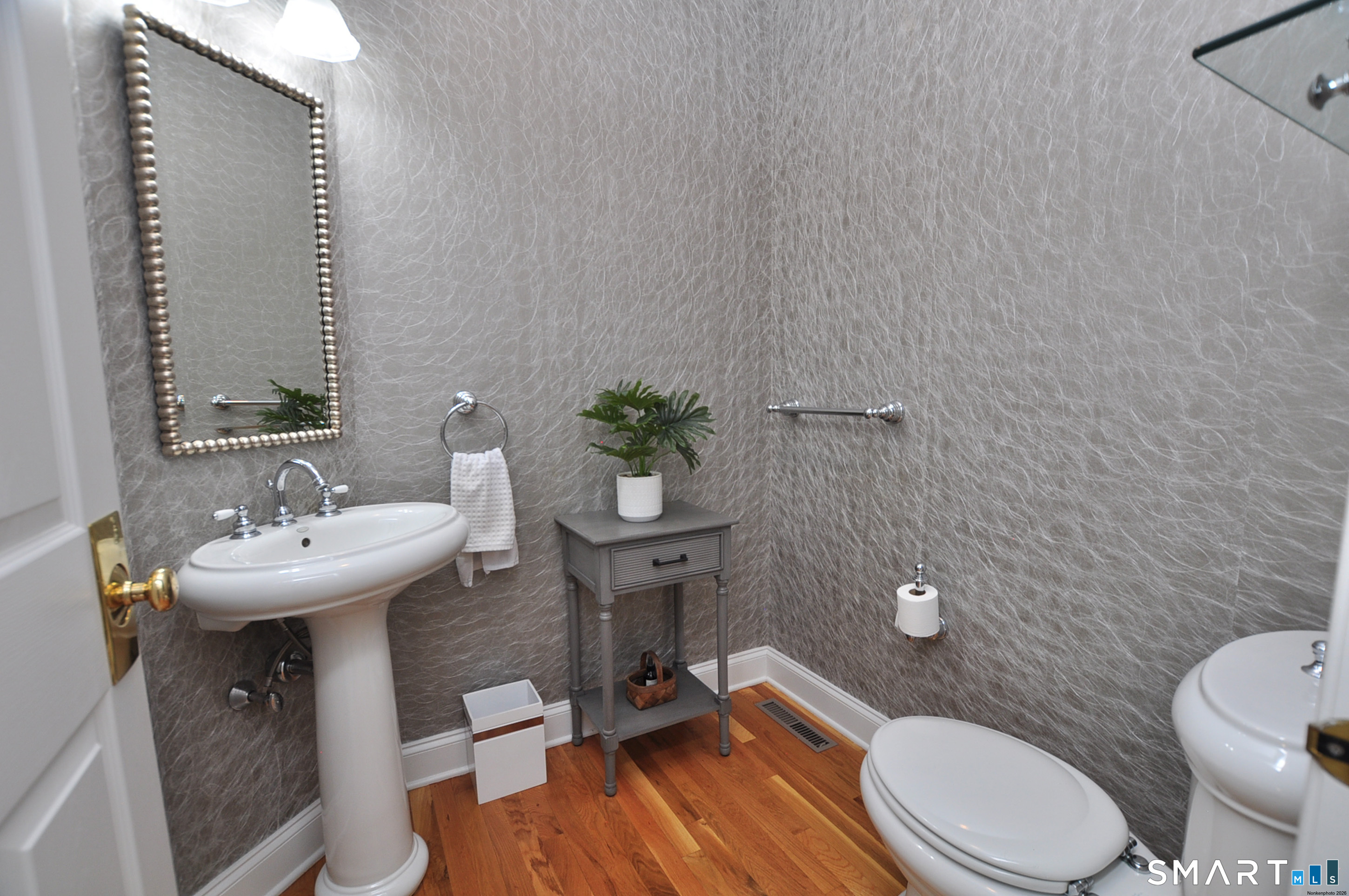 24 Gatewood Avon CT 06001
