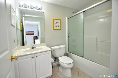 24 Gatewood Avon CT 06001