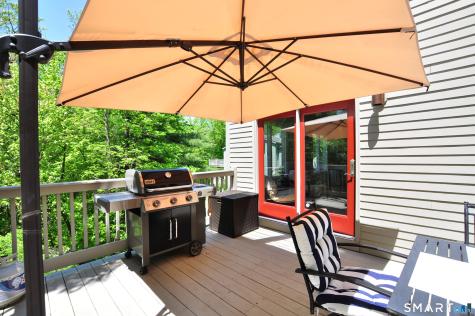 24 Gatewood Avon CT 06001
